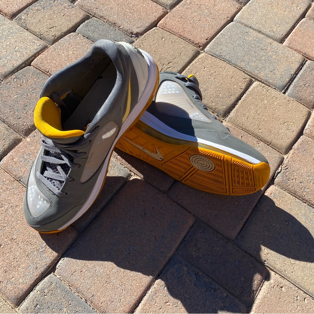 Nike Gray and Yellow Men's Sneakers - Picture 10 of 12